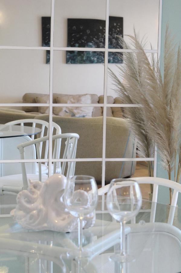 T3 Holiday Cottage Near The Beach | C225 Porches  Exteriör bild